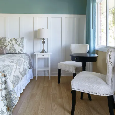Breezeway Boutique Hotel-3